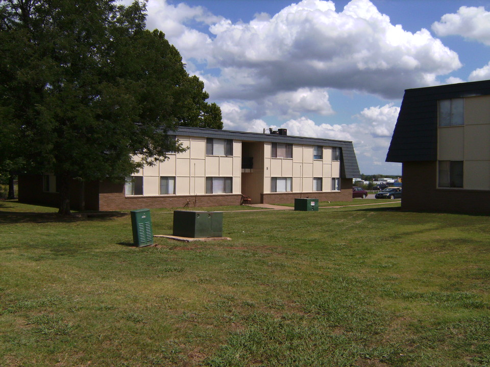 Elm Terrace Apartments in Duncan, OK - Foto de edificio