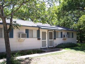 1007-1013 Romeria Dr in Austin, TX - Building Photo - Building Photo