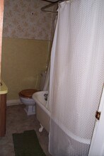 516 S Main St in Naugatuck, CT - Building Photo - Building Photo