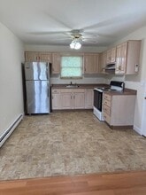456 S 16th St in Lindenhurst, NY - Building Photo - Building Photo