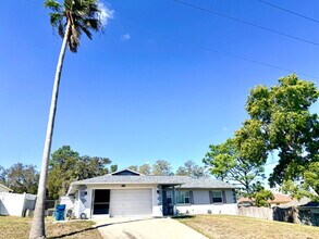 3049 Pintado Ave in Spring Hill, FL - Building Photo - Building Photo