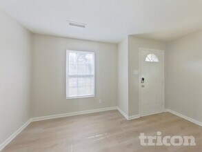 8638 Panglemont Drive in Charlotte, NC - Building Photo - Building Photo