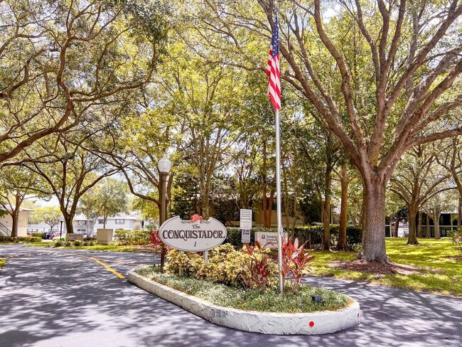 23 Catalonia Ct in St. Augustine, FL - Foto de edificio - Building Photo