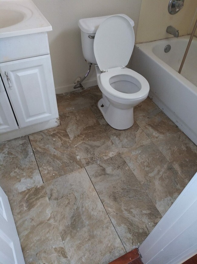 722 Starrett Rd Rentals in River Ridge, LA