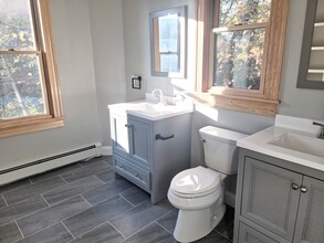 33 Columbus Ave, Unit 2 in Waltham, MA - Building Photo - Building Photo