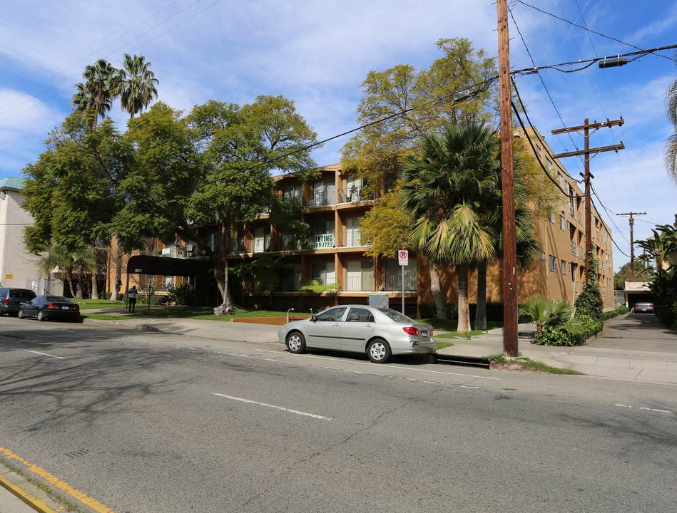 Chandler Apartments in Valley Village, CA - Building Photo