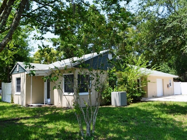 property at 200 S Glenwood Ave