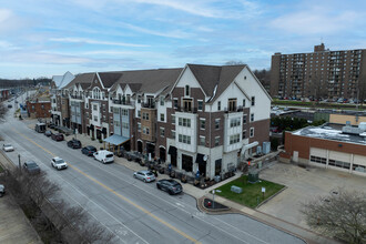 Watermark Village in Cuyahoga Falls, OH - Building Photo - Building Photo