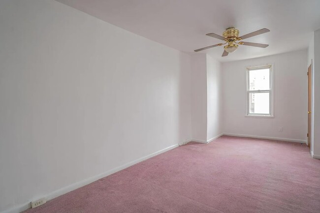 859 Granite St in Philadelphia, PA - Building Photo - Building Photo