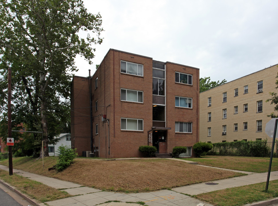 2700 Texas Ave SE in Washington, DC - Building Photo