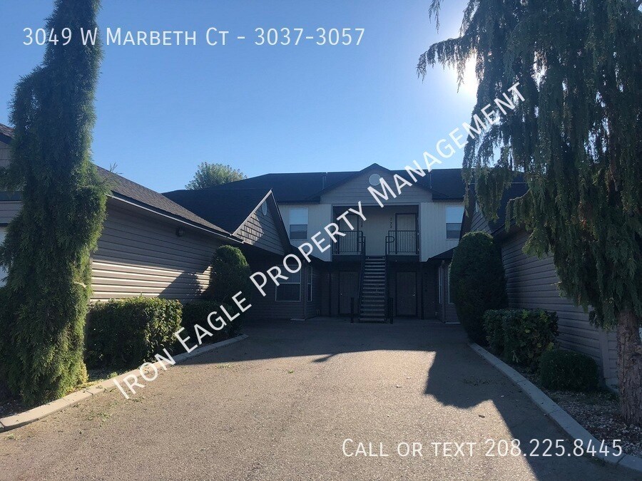 3049 W Marbeth Ct-Unit -3037-3057 in Meridian, ID - Building Photo