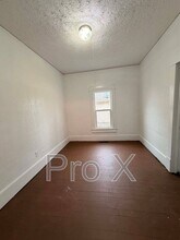 1727 S Empire Ave in Joplin, MO - Foto de edificio - Building Photo