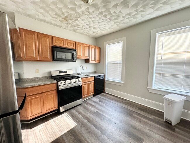 property at 157 E Cottage St