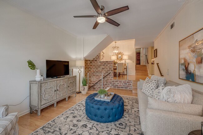 2007 Stokes Ln in Nashville, TN - Building Photo - Building Photo