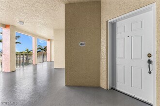 401 Bayfront Pl in Naples, FL - Building Photo - Building Photo