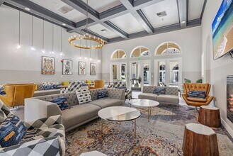 Santa Palmia at Palm Valley in San Jose, CA - Foto de edificio - Building Photo