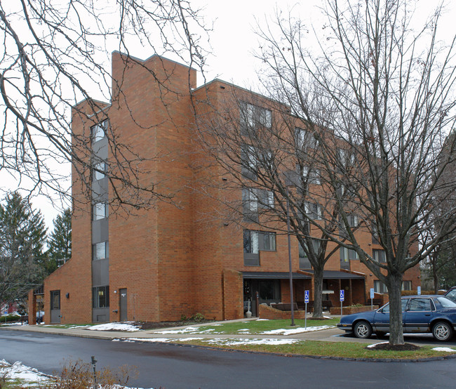 Crestside Terrace in Bellefonte, PA - Building Photo - Building Photo