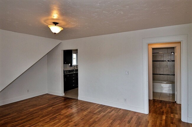 7025 S Puget Sound Ave in Tacoma, WA - Building Photo - Building Photo