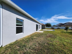 480 Britten Dr in Poinciana, FL - Building Photo - Building Photo