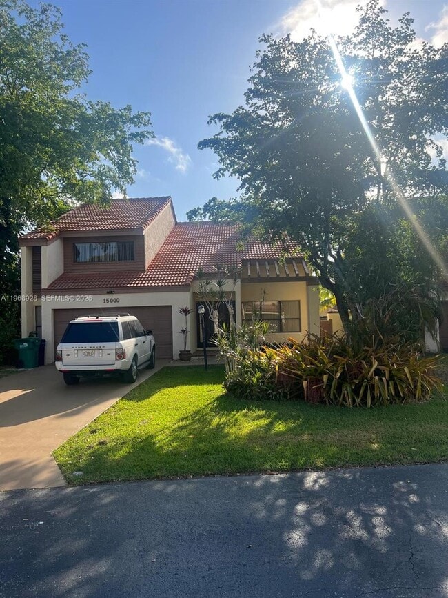 15000 SW 91st Terrace in Miami, FL - Building Photo - Building Photo