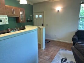 1919 4th St, Unit Downtown Treehouse in Sacramento, CA - Building Photo