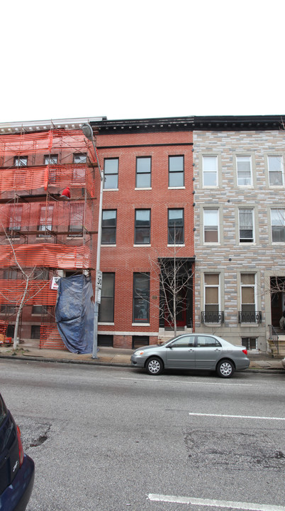 The Clifford House in Baltimore, MD - Building Photo