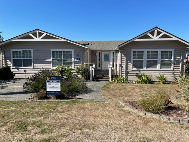 2012 Pinecrest Ave in Coupeville, WA - Building Photo - Building Photo