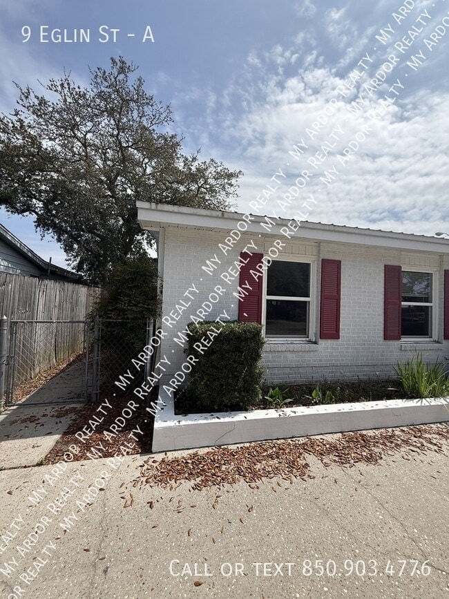property at 9 Eglin St