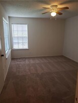 883 Waterfall Way in Richardson, TX - Building Photo