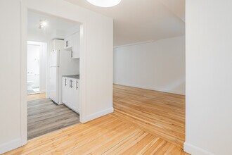 1595-1635 Dudemaine Rue in Montréal, QC - Building Photo - Building Photo