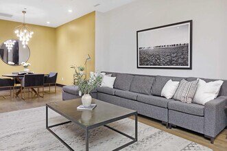 126 2nd Ave N in Nashville, TN - Building Photo - Building Photo