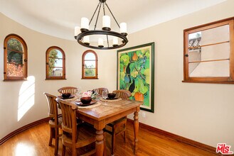 1169 Hi Point St in Los Angeles, CA - Building Photo - Building Photo