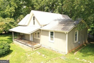135 Airport Rd in Baldwin, GA - Building Photo - Building Photo