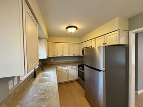 1400 E Hanna Ave in Indianapolis, IN - Foto de edificio - Building Photo