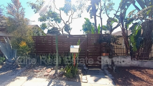 property at 5138 Savannah St