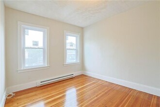 56 Tell St in Providence, RI - Building Photo - Building Photo