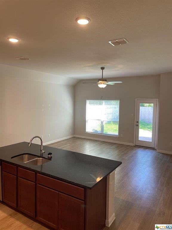 3034 Dade Loop photo'