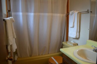 237 E White Mountain Blvd in Pinetop, AZ - Building Photo - Building Photo