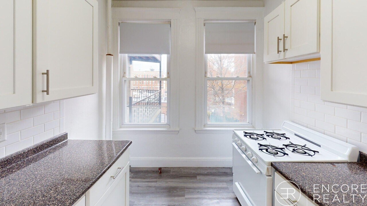 1626 Commonwealth Ave in Boston, MA - Building Photo