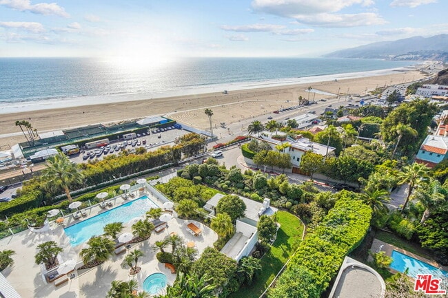 101 Ocean Ave in Santa Monica, CA - Building Photo - Building Photo