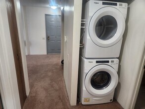 135 Union St, Unit 15 in Leominster, MA - Building Photo - Building Photo