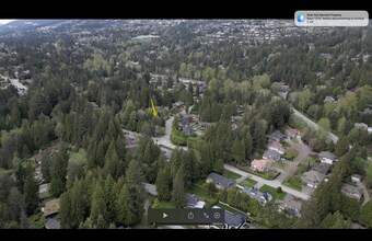 430 Newlands Rd in West Vancouver, BC - Building Photo - Building Photo