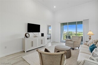 11861 Venetian Lagoon Dr in Ft. Myers, FL - Building Photo - Building Photo