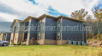 Batesville Landing in Batesville, AR - Building Photo
