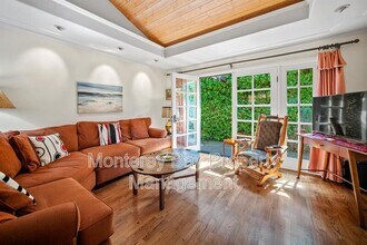 24809 Santa Fe St in Carmel By The Sea, CA - Foto de edificio - Building Photo