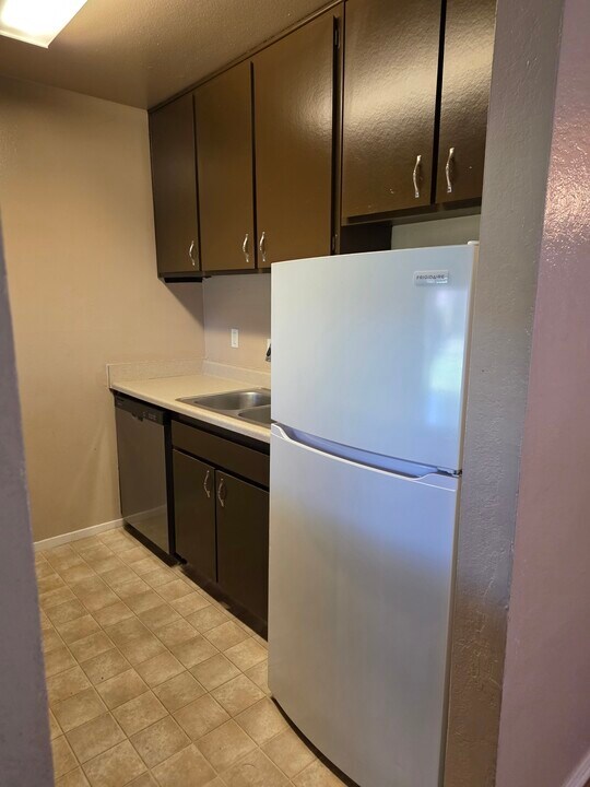 4654 N Chestnut Ave, Unit 134 in Fresno, CA - Building Photo