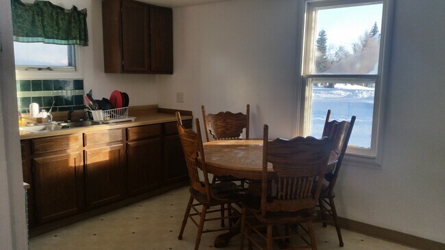 31 2nd St NW in Golden Valley, ND - Building Photo - Building Photo