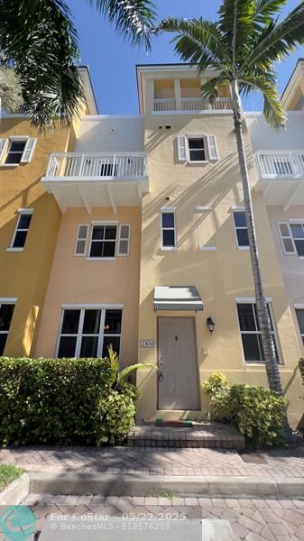 property at 2304 Vintage Dr