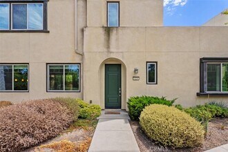 123 Interval in Irvine, CA - Building Photo - Building Photo