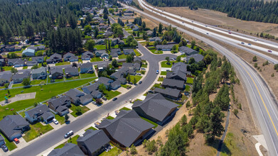 Gleneden Blackhawk Duplexes in Spokane, WA - Building Photo - Building Photo